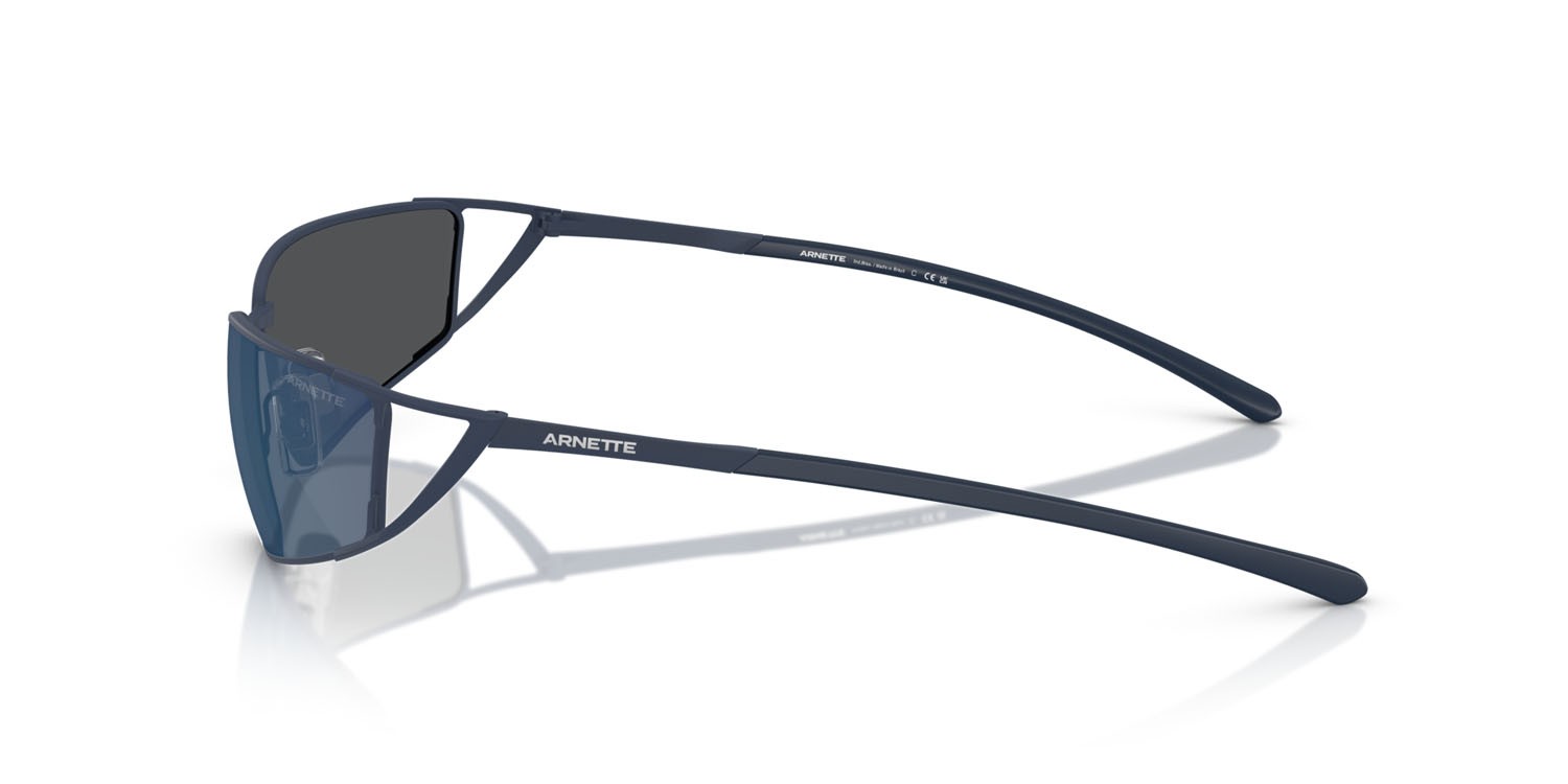 Sunglasses Arnette The Junction AN 3093 (749/55) color blu scuro opaco shape irregular lenses blu specchiato blu