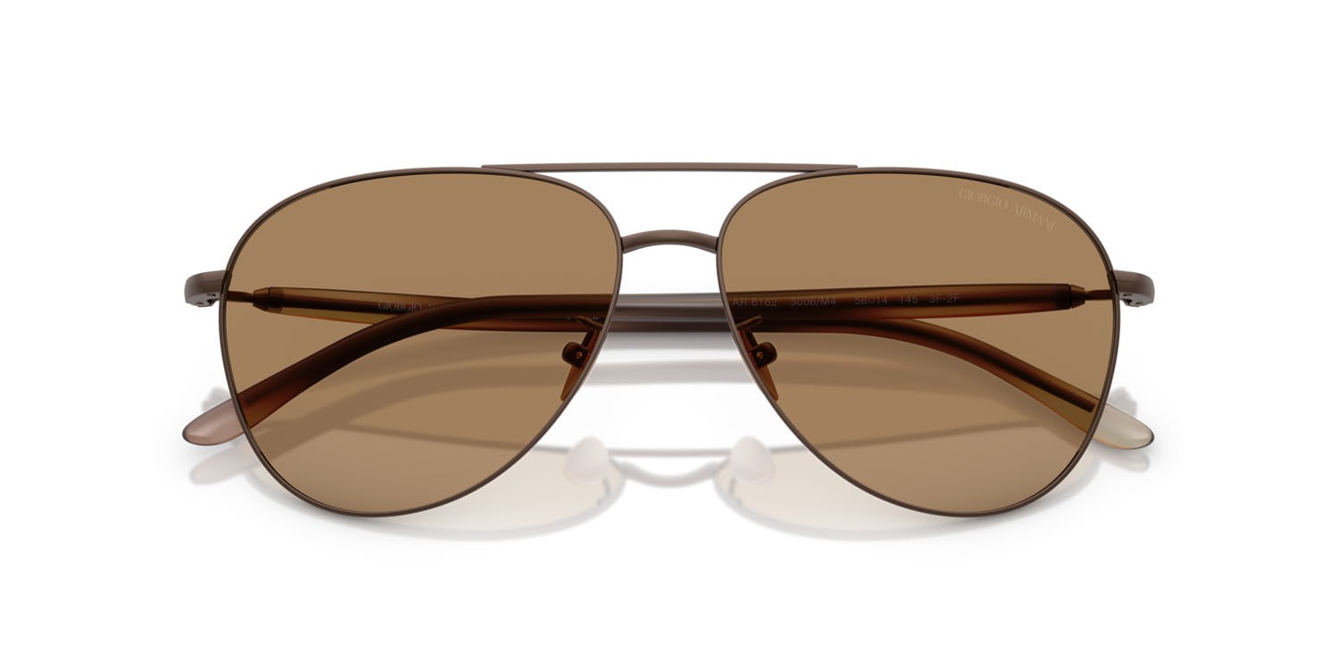 Occhiali da sole Giorgio Armani AR 6162 (3006M4) colore marrone opaco forma aviator lenti fotocromatica marrone