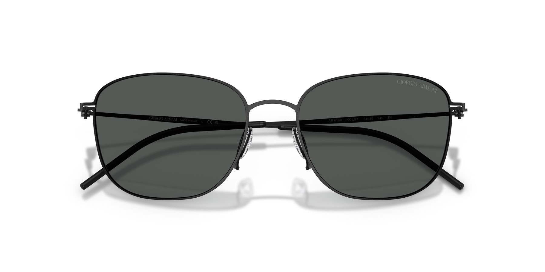 Occhiali da sole Giorgio Armani AR 6168 (300187) colore nero opaco forma quadrato lenti grigio scuro