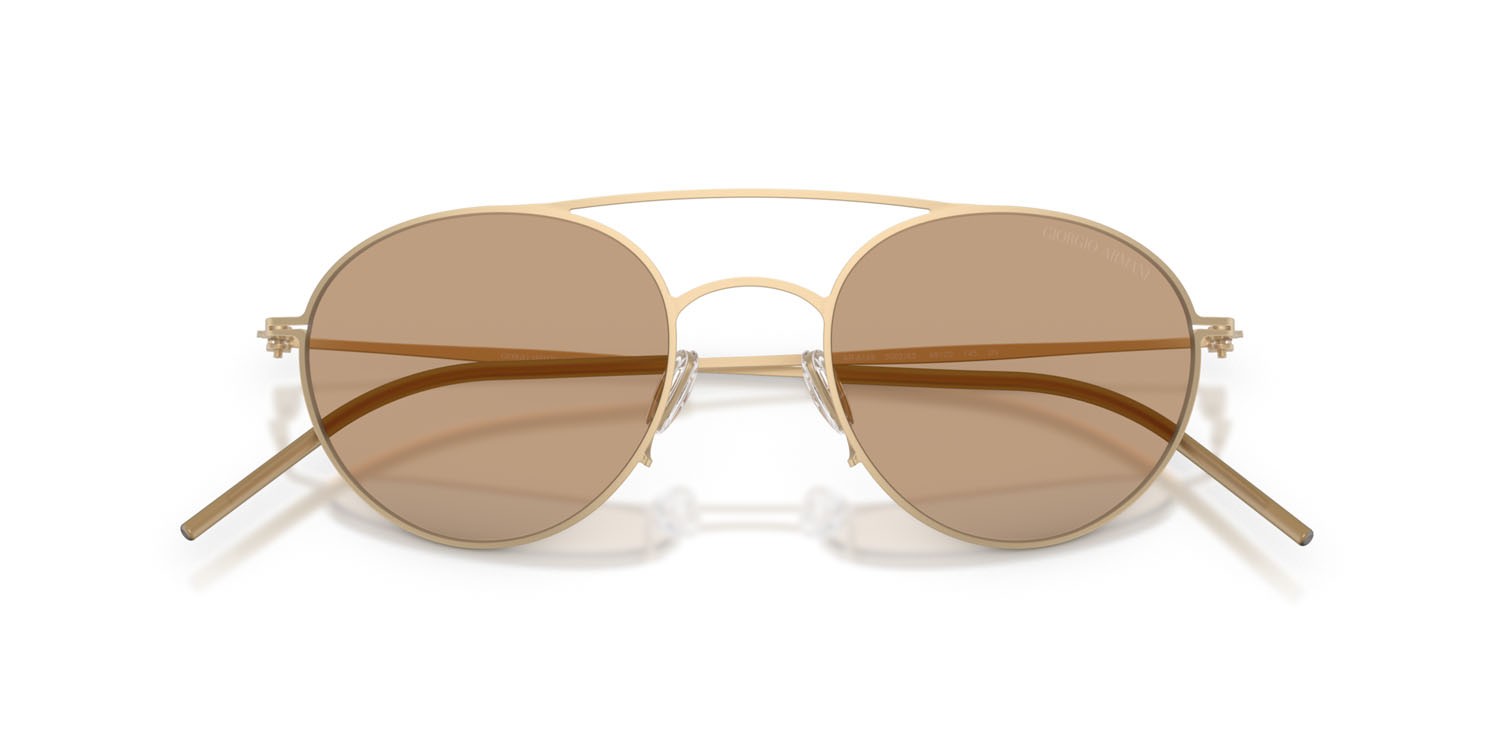 Occhiali da sole Giorgio Armani AR 6169 (300263) colore oro pallido opaco forma rotondo lenti marrone chiaro