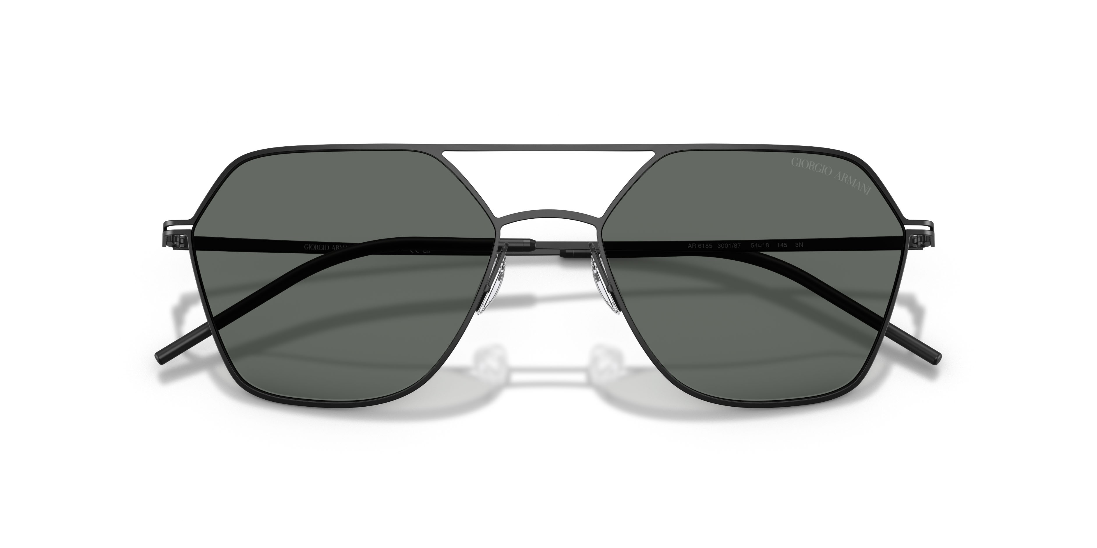 Occhiali da sole Giorgio Armani AR 6185 (300187) colore nero opaco forma quadrato lenti grigio scuro