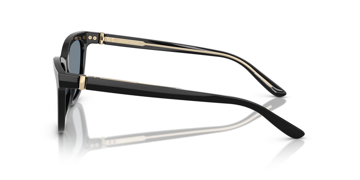 Occhiali da sole Giorgio Armani AR 8221 (587556) colore nero forma cat eye lenti azzurro
