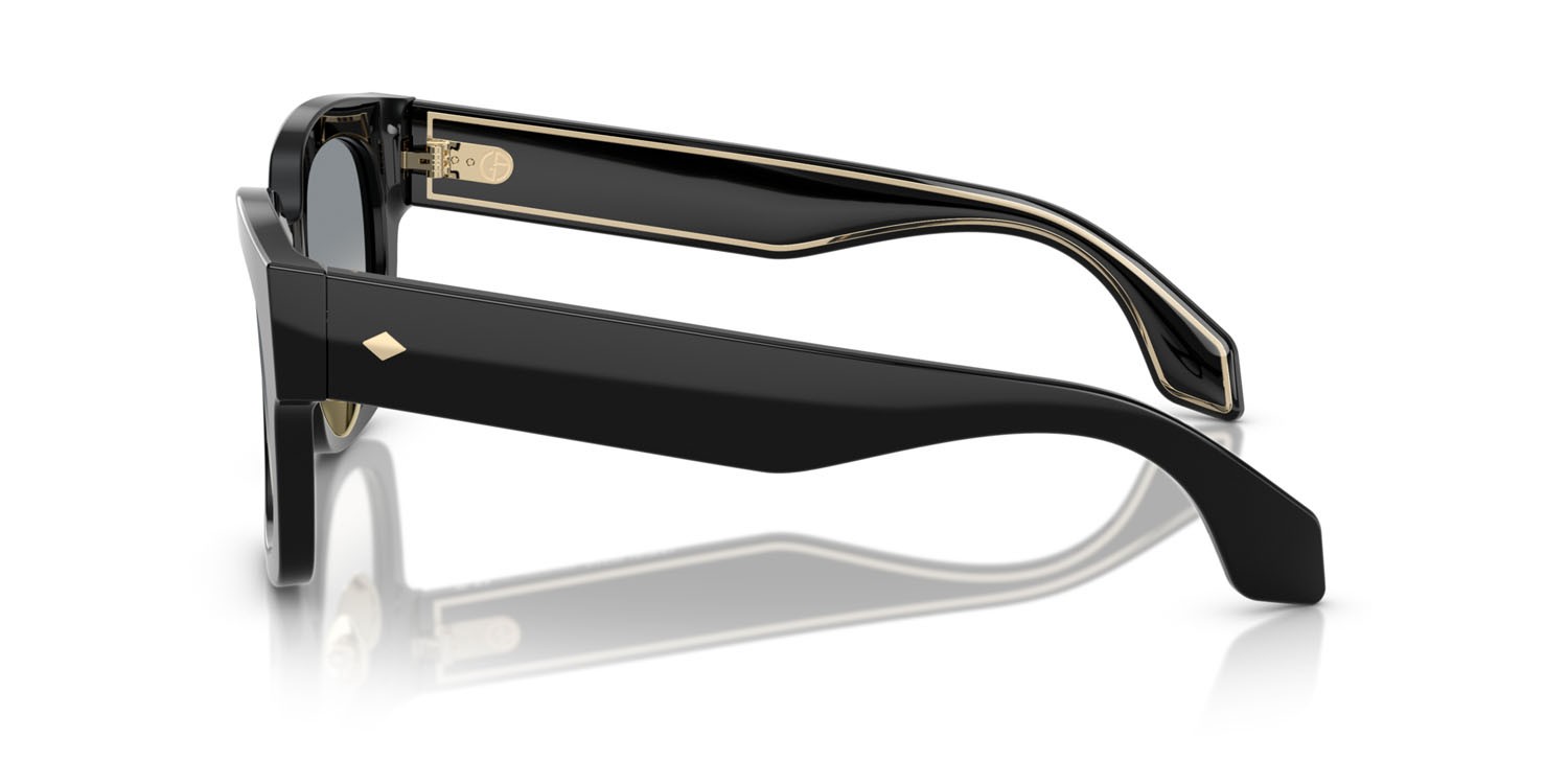 Occhiali da sole Giorgio Armani AR 8223 (500111) colore nero forma quadrato lenti grigio sfumato