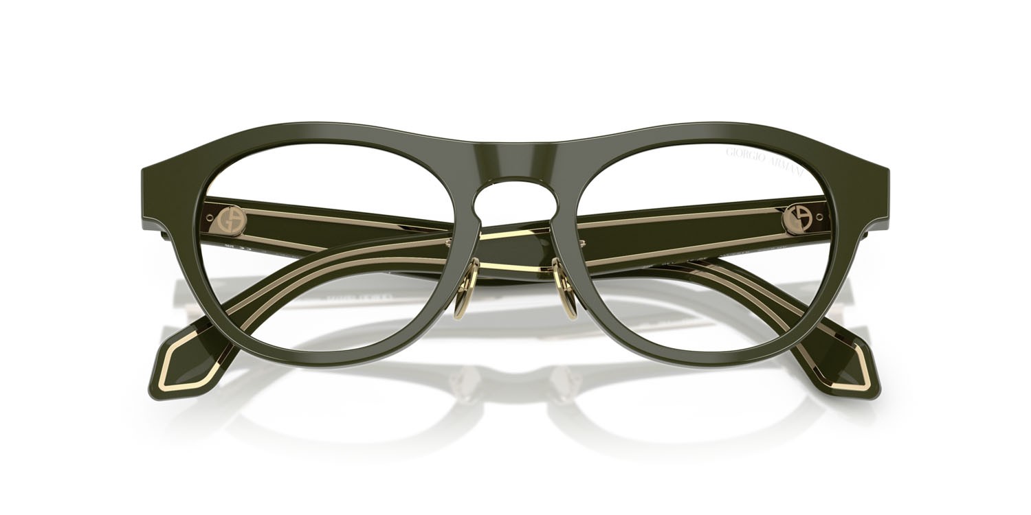 Occhiali da sole Giorgio Armani AR 8225 (61931W) colore verde scuro tinta unita forma ovale lenti trasparente