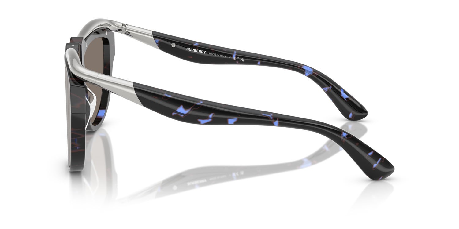 Occhiali da sole Burberry BE 3162U (10056G) colore blu havana forma aviator lenti grigio chiaro specchiato argento