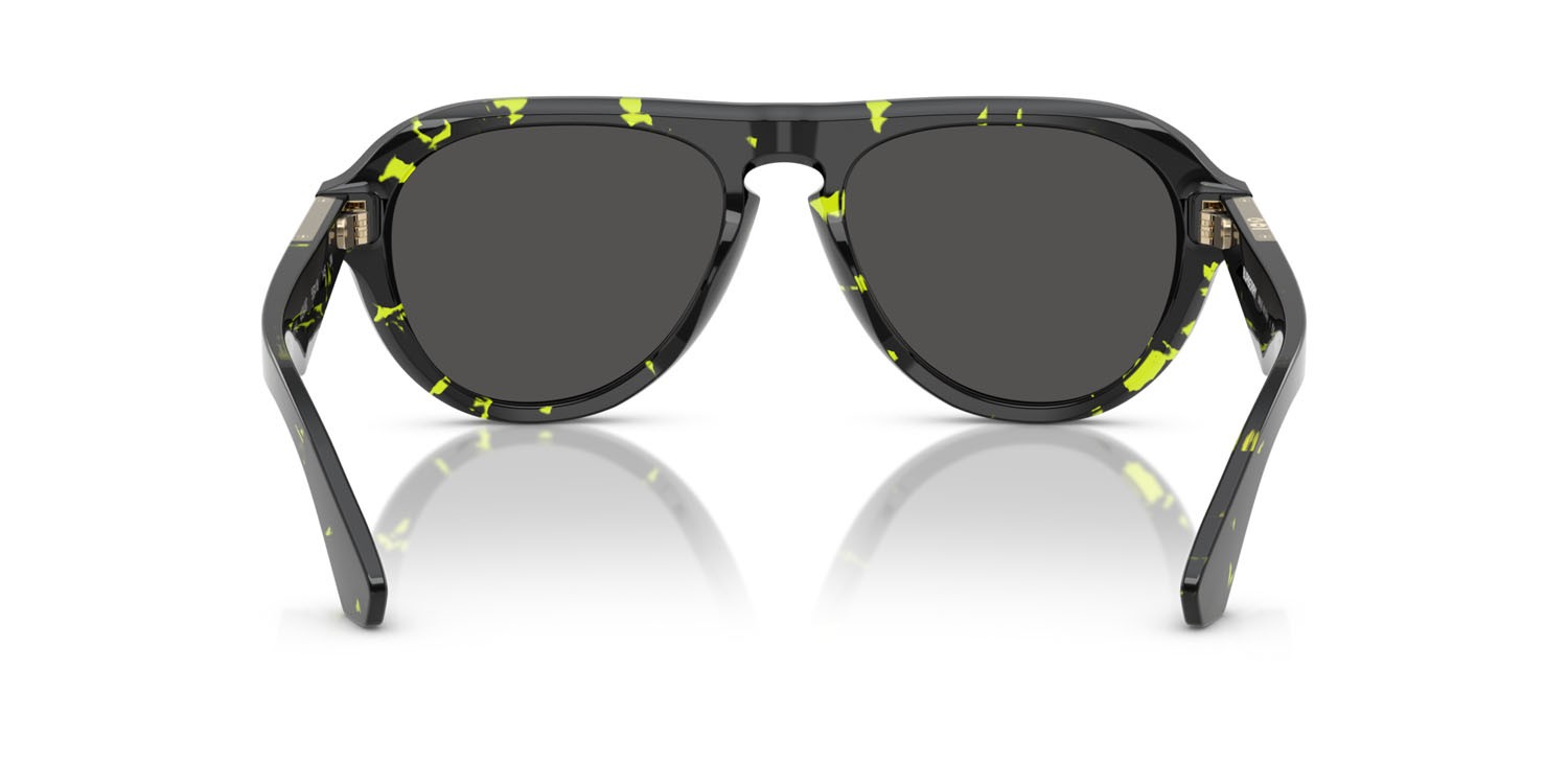 Occhiali da sole Burberry BE 4437U (412487) colore havana verde forma aviator lenti grigio scuro