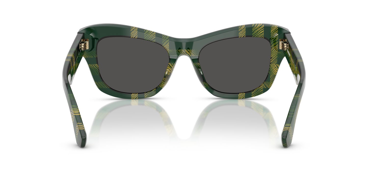 Occhiali da sole Burberry BE 4442U (412587) colore motivo a quadri verde forma cat eye lenti grigio scuro