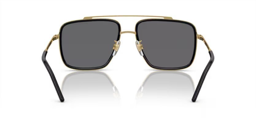 Occhiali da sole Dolce & Gabbana DG 2220 (02/81) colore gold/black forma rettangolare lenti polar grey