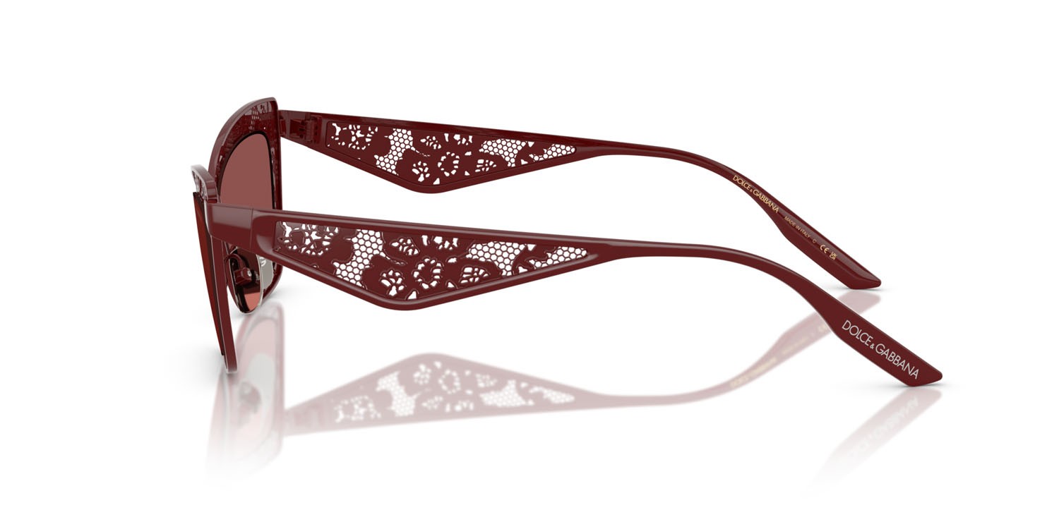 Sonnenbrillen Dolce & Gabbana DG 2311 (131975) farbe bordeaux form cat-eye gläser violetto scuro
