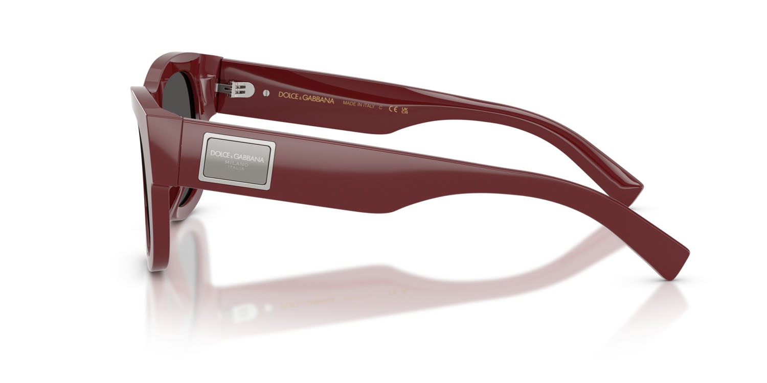 Occhiali da sole Dolce & Gabbana DG 4509 (309187) colore bordeaux forma quadrato lenti grigio scuro