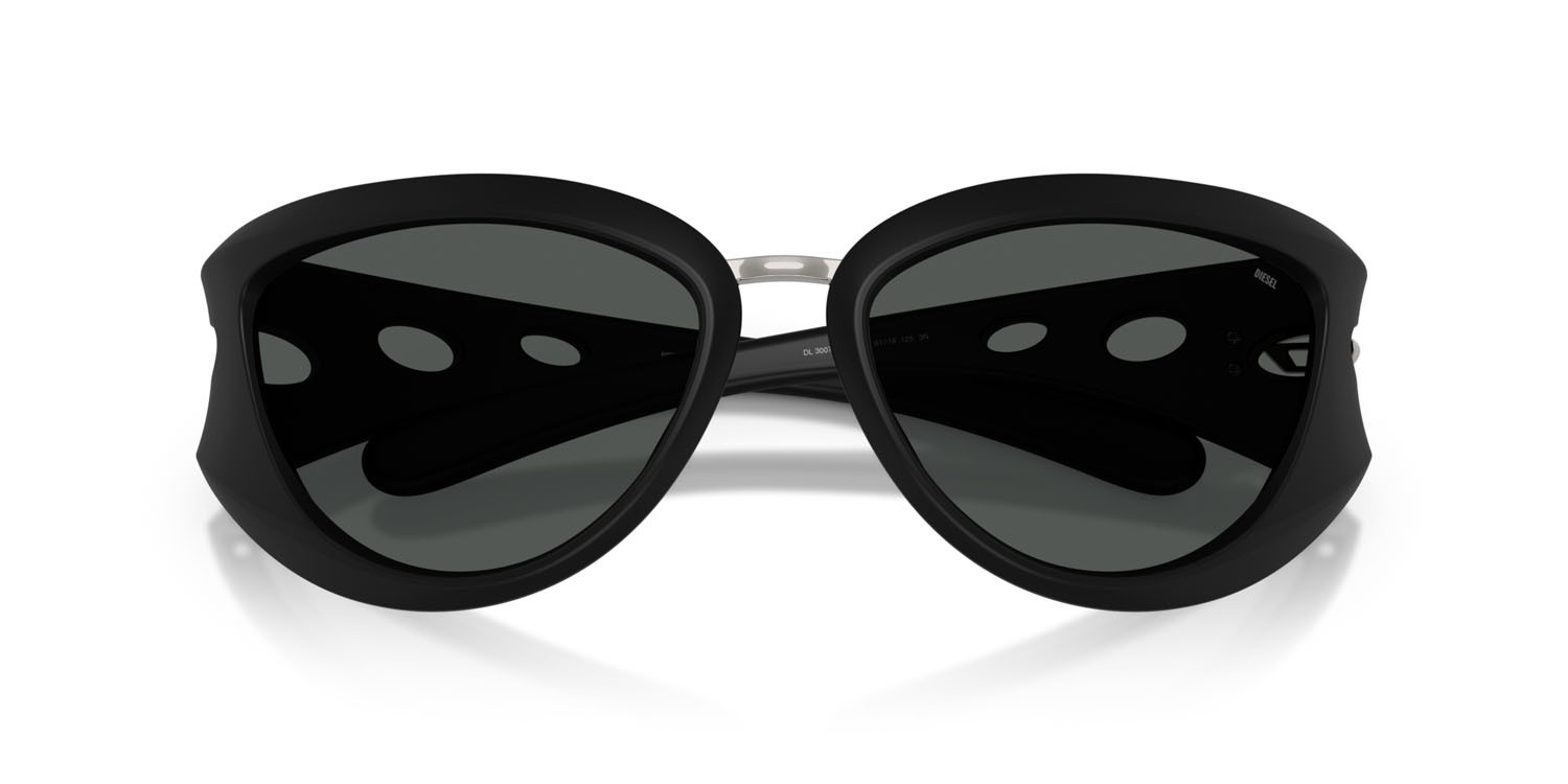 Occhiali da sole Diesel DL 3007U (200287) colore nero opaco forma cat eye lenti grigio scuro