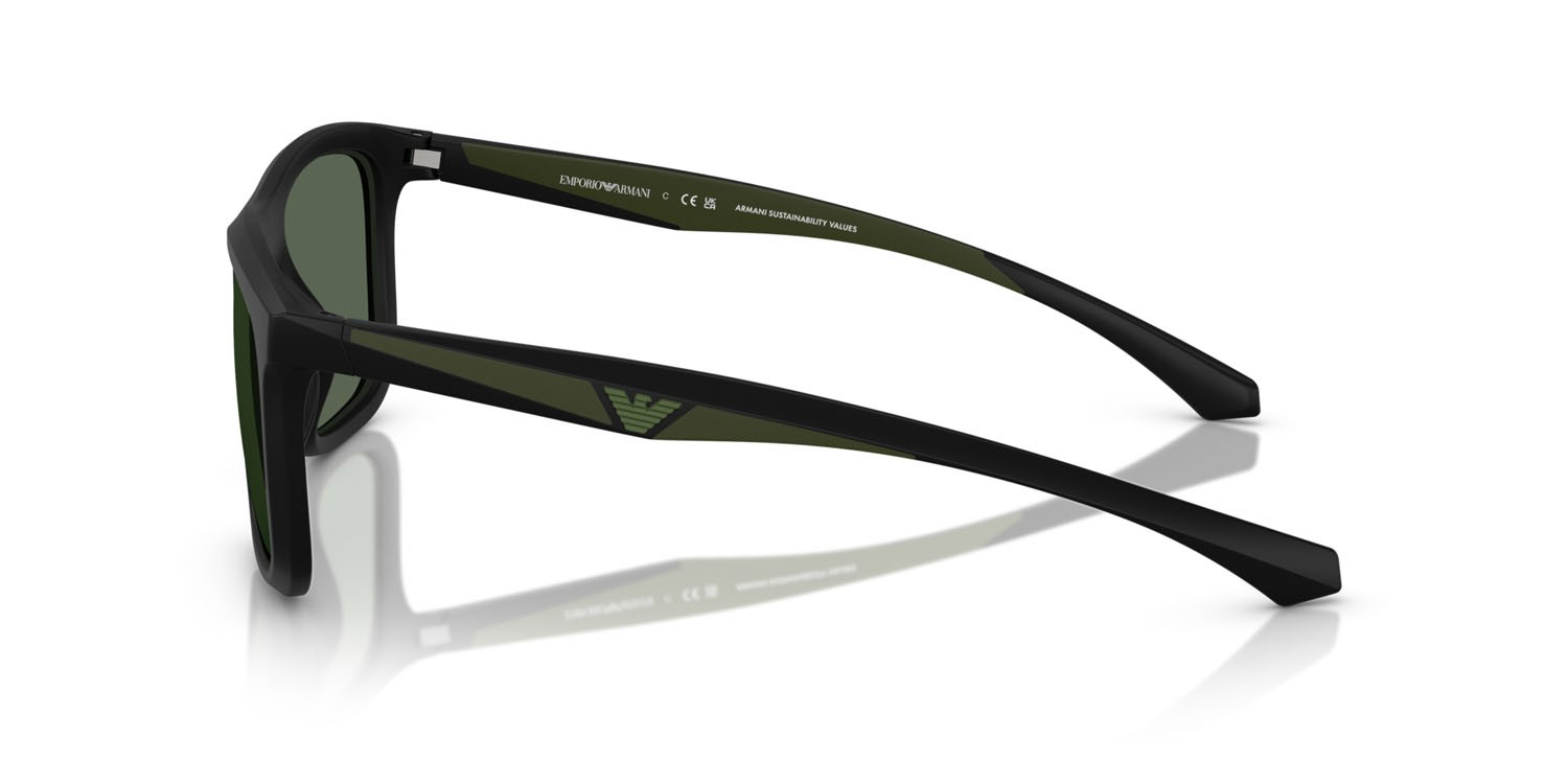 Occhiali da sole Emporio Armani EA 4234U (500171) colore nero opaco forma quadrato lenti verde scuro
