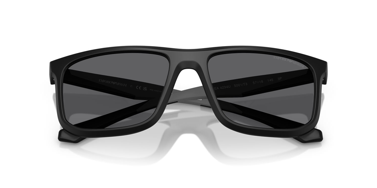 Occhiali da sole Emporio Armani EA 4234U (5001T3) colore nero opaco forma quadrato lenti polar grigio
