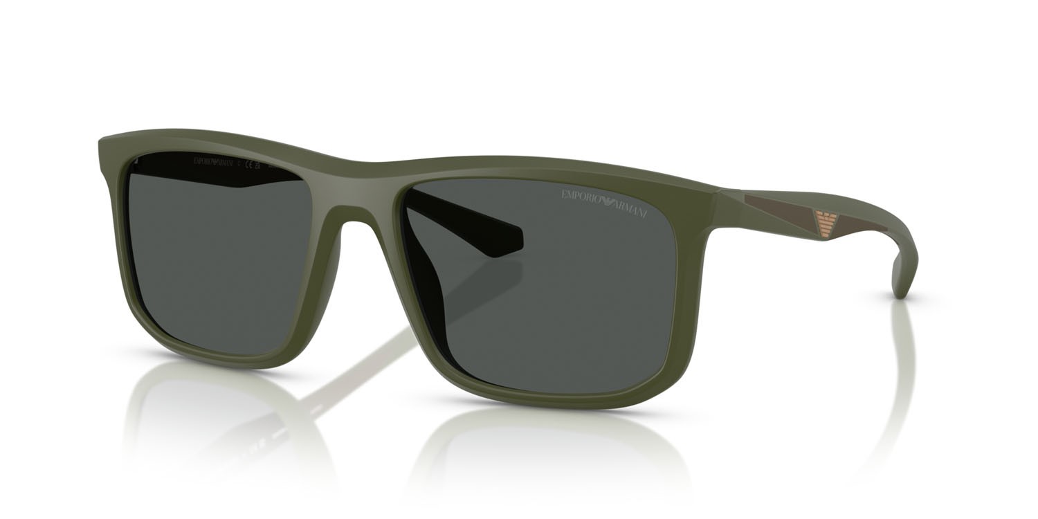 Occhiali da sole Emporio Armani EA 4234U (618487) colore verde opaco forma quadrato lenti grigio scuro