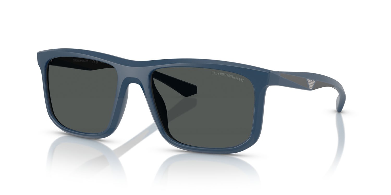 Occhiali da sole Emporio Armani EA 4234U (618587) colore blu opaco forma quadrato lenti grigio scuro