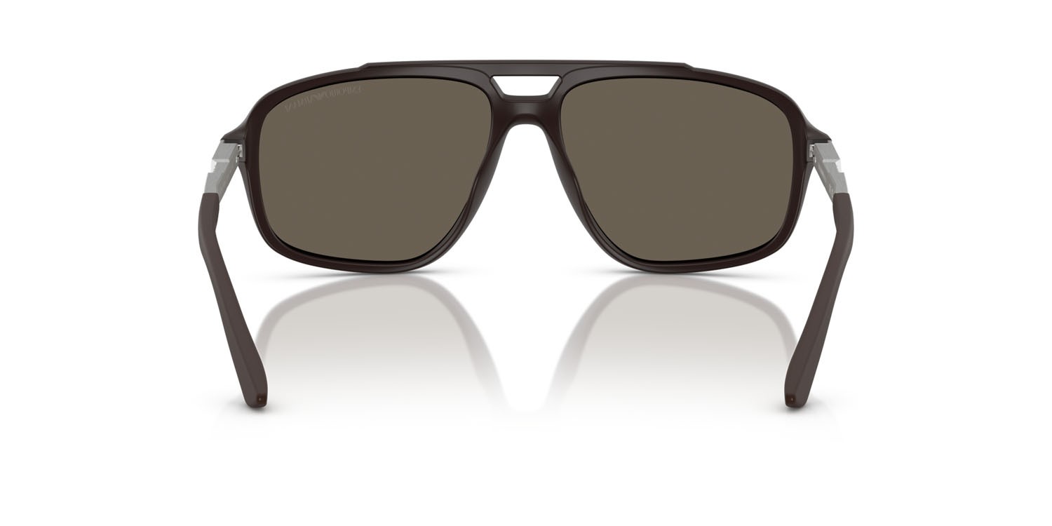 Occhiali da sole Emporio Armani EA 4236U (6186/3) colore marrone scuro forma aviator lenti marrone