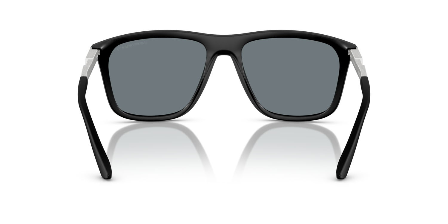 Occhiali da sole Emporio Armani EA 4237 (50016G) colore nero opaco forma quadrato lenti grigio nero specchiato