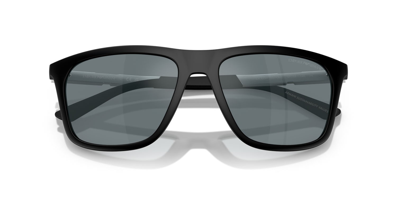 Occhiali da sole Emporio Armani EA 4237 (50016G) colore nero opaco forma quadrato lenti grigio nero specchiato