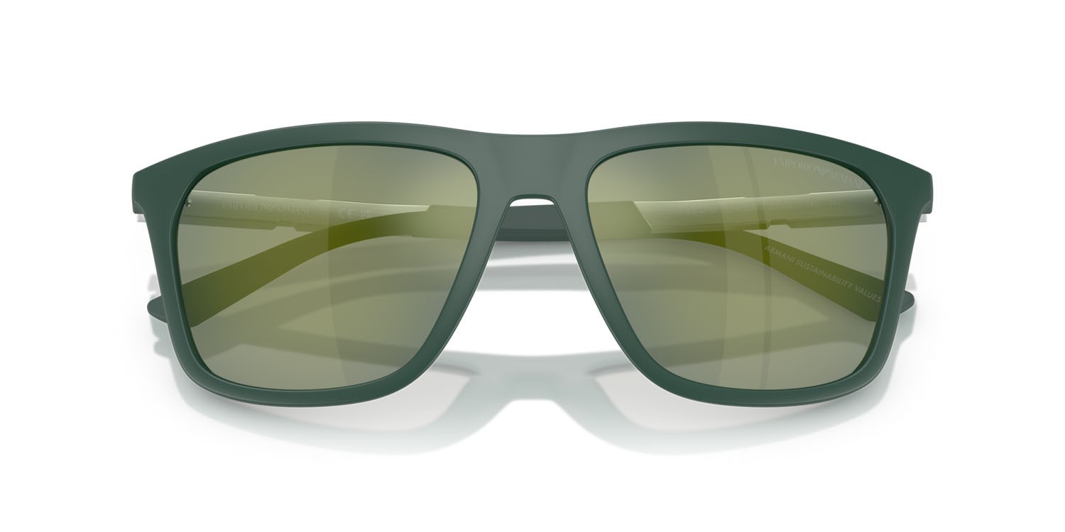 Occhiali da sole Emporio Armani EA 4237 (61906R) colore verde scuro opaco forma quadrato lenti grigio verde specchiato
