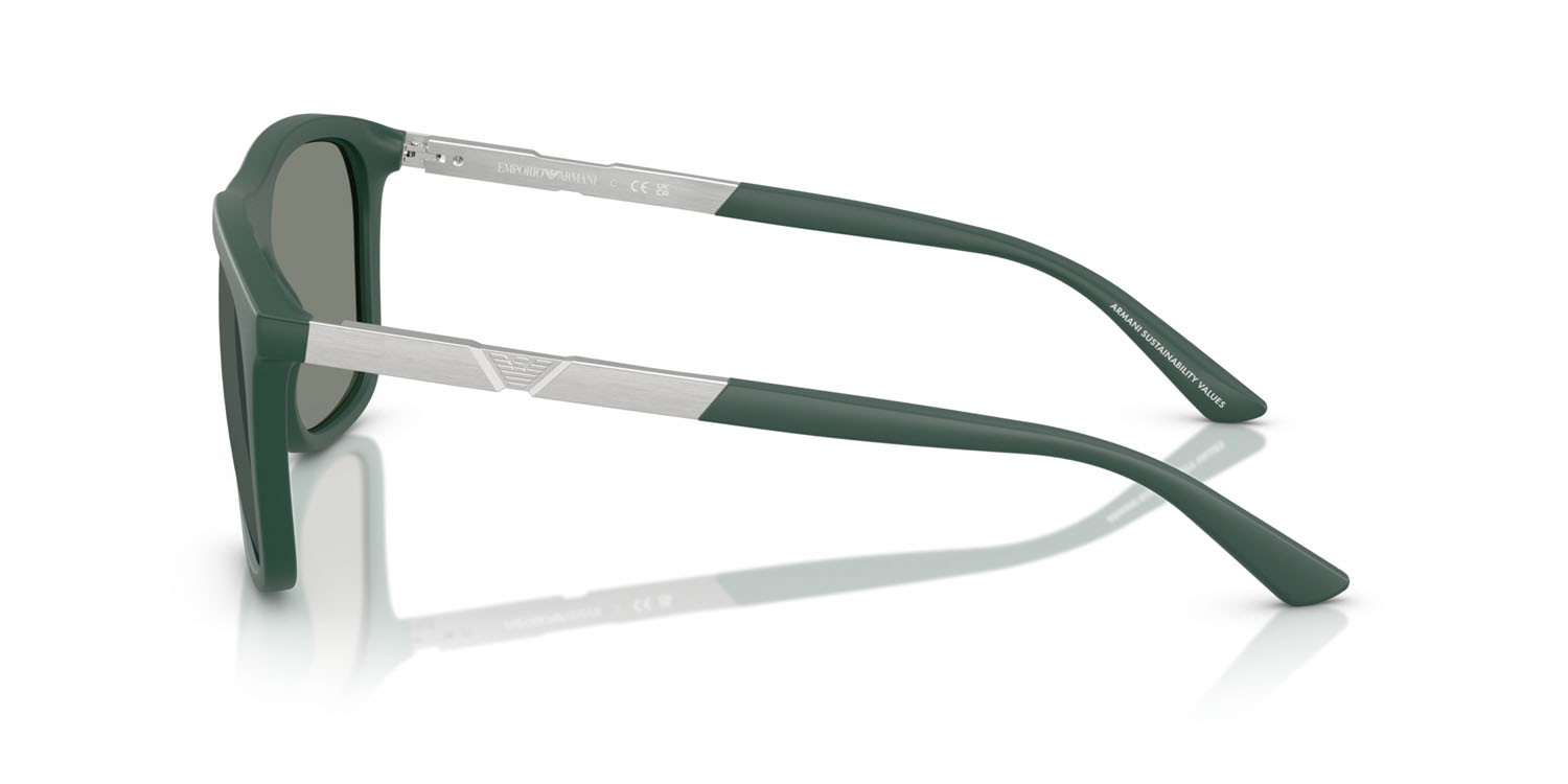 Occhiali da sole Emporio Armani EA 4237 (61906R) colore verde scuro opaco forma quadrato lenti grigio verde specchiato