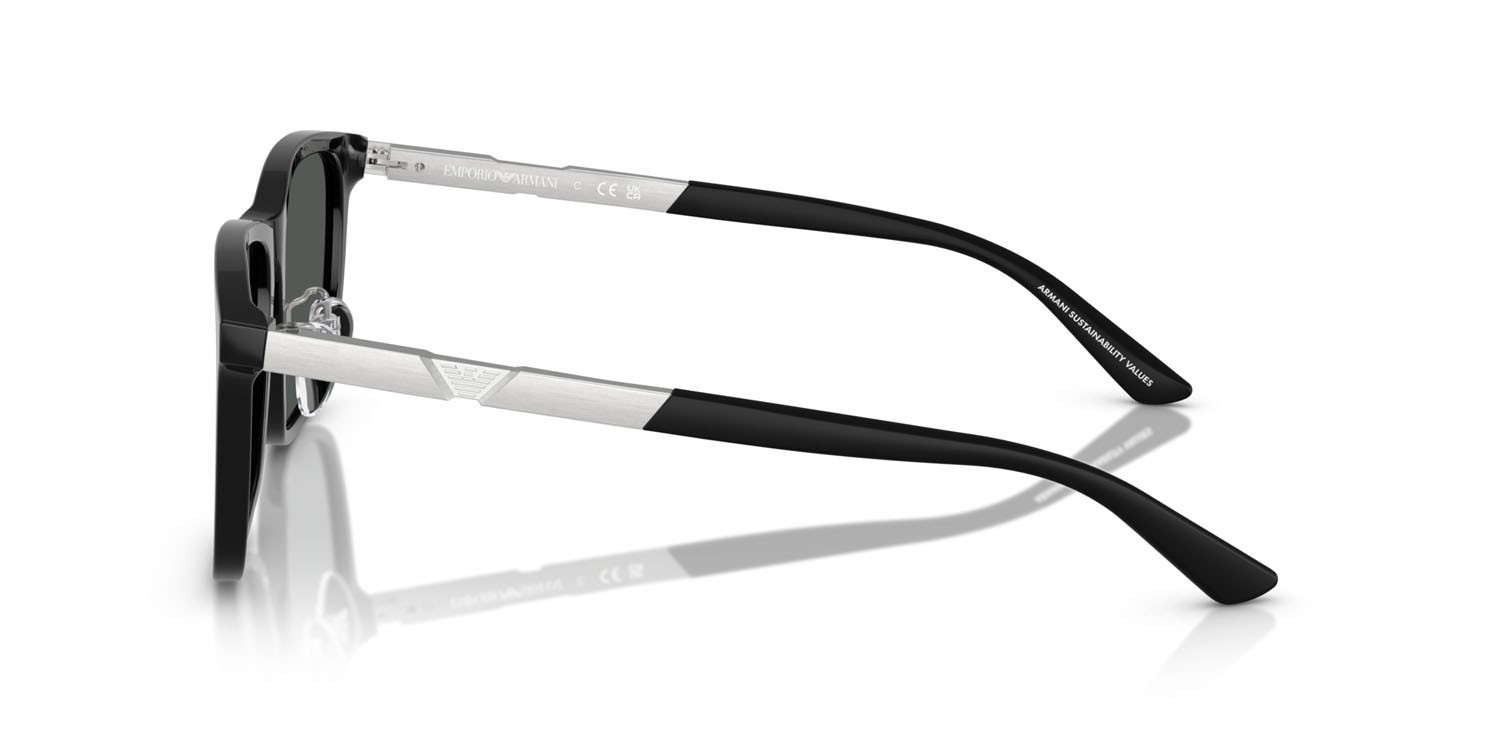 Occhiali da sole Emporio Armani EA 4241D (501787) colore nero lucido forma quadrato lenti grigio scuro