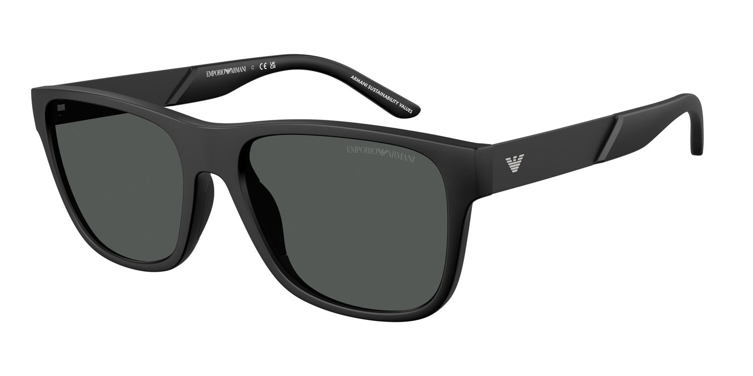 Occhiali da sole Emporio Armani EA 4243 (5001T3) colore nero opaco forma quadrato lenti grigio scuro