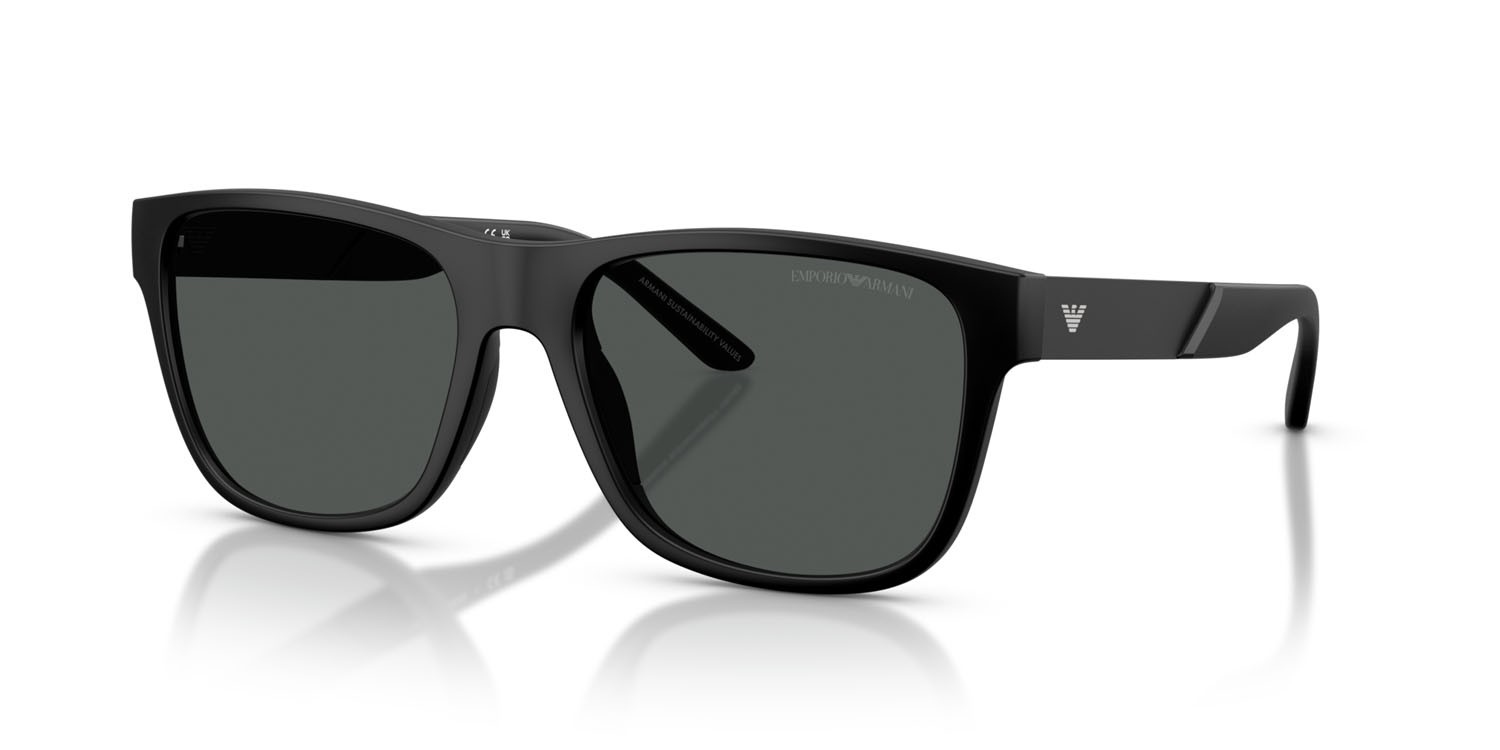 Occhiali da sole Emporio Armani EA 4243 (5001T3) colore nero opaco forma quadrato lenti grigio scuro
