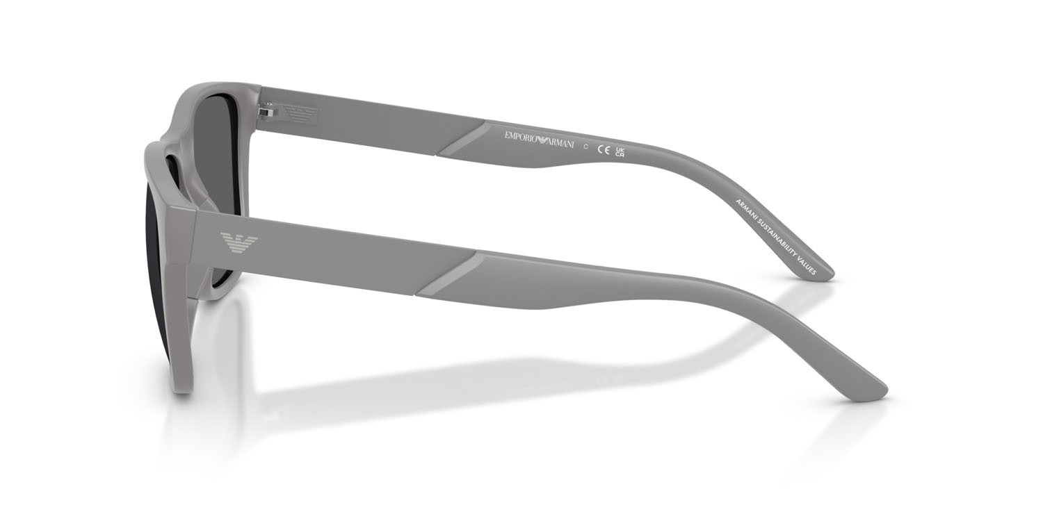Occhiali da sole Emporio Armani EA 4243 (6245/1) colore grigio opaco forma quadrato lenti polar grigia