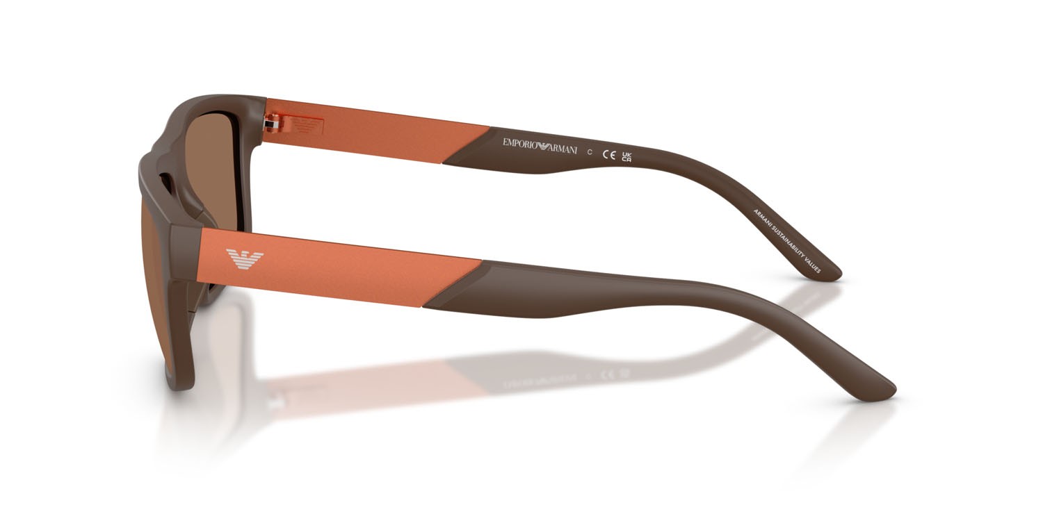 Occhiali da sole Emporio Armani EA 4244U (624373) colore marrone opaco forma rettangolare lenti marrone scuro