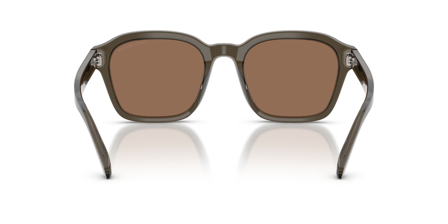 Occhiali da sole Emporio Armani EA 4245U (624973) colore grigio trasparente lucido forma irregolare lenti marrone scuro