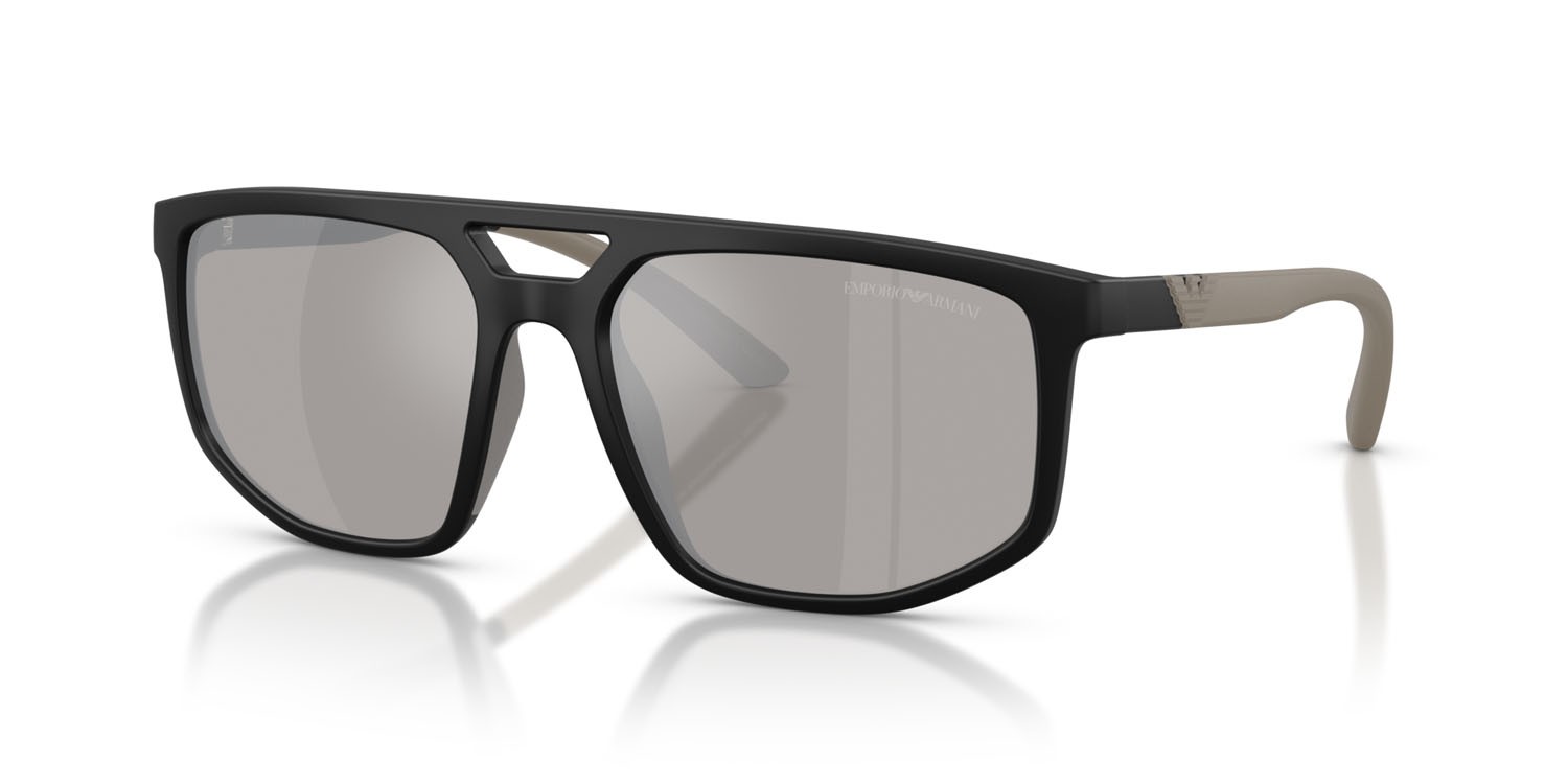 Occhiali da sole Emporio Armani EA 4248U (50016G) colore nero opaco forma aviator lenti grigio chiaro specchiato argento