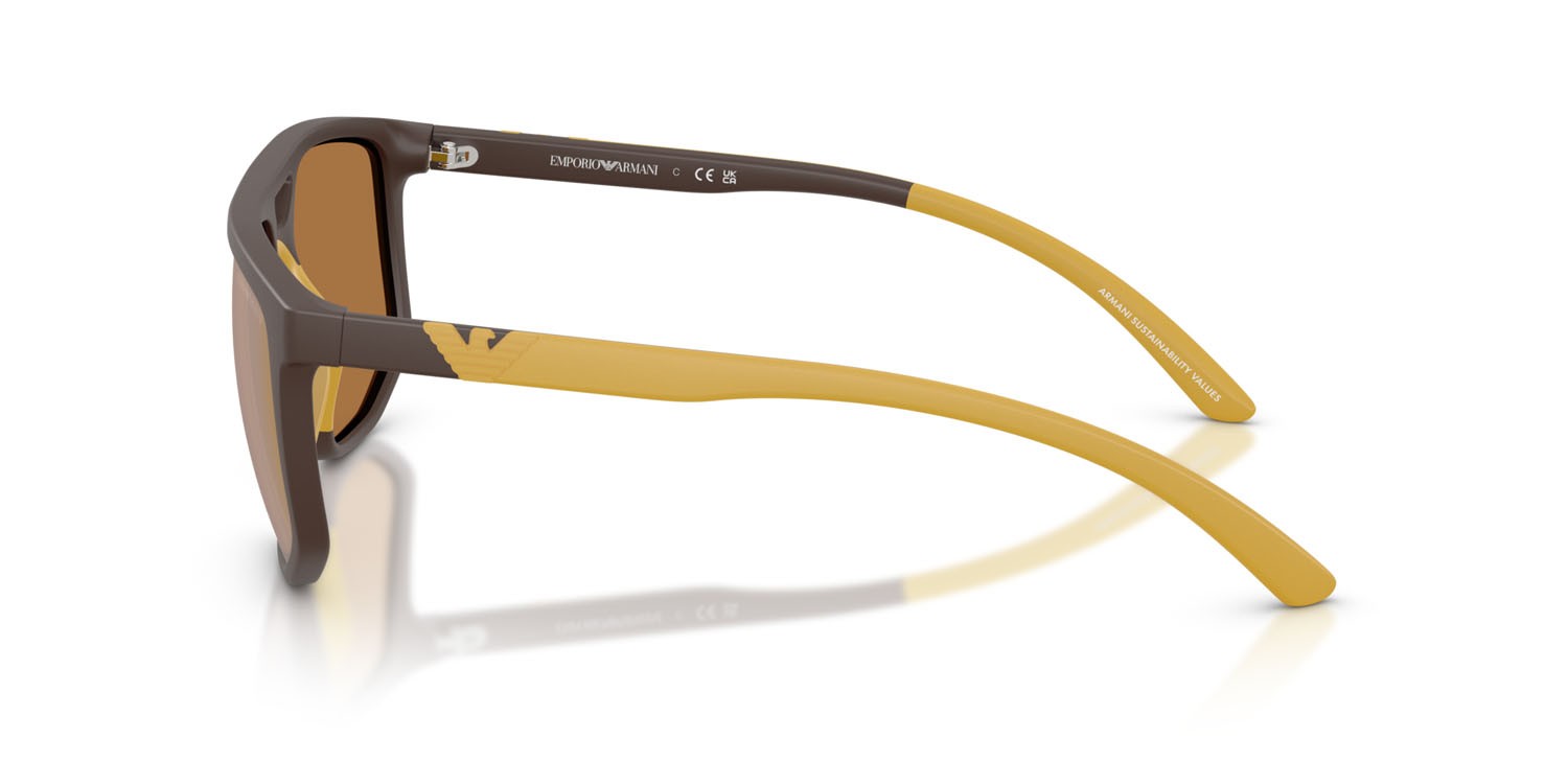 Occhiali da sole Emporio Armani EA 4248U (62586H) colore marrone opaco forma aviator lenti marrone specchiato oro