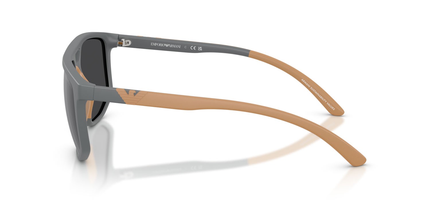 Occhiali da sole Emporio Armani EA 4248U (62616G) colore grigio opaco forma aviator lenti grigio argento specchiato
