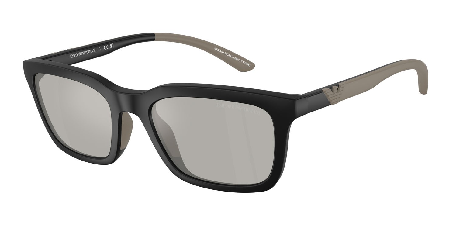 Occhiali da sole Emporio Armani EA 4249U (50016G) colore nero opaco forma rettangolare lenti grigio chiaro/flash argento
