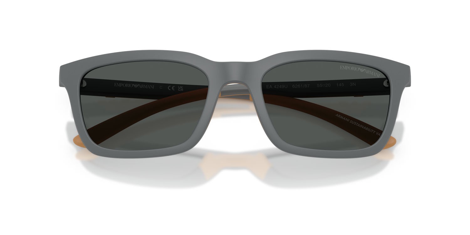 Occhiali da sole Emporio Armani EA 4249U (626187) colore grigio opaco forma rettangolare lenti grigio scuro