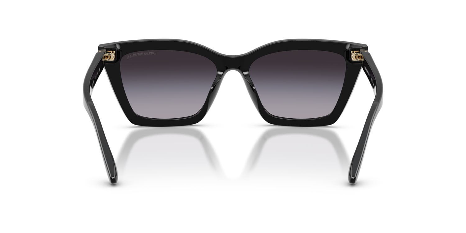 Occhiali da sole Emporio Armani EA 4250U (50178G) colore nero lucido forma farfalla lenti grigio sfumato
