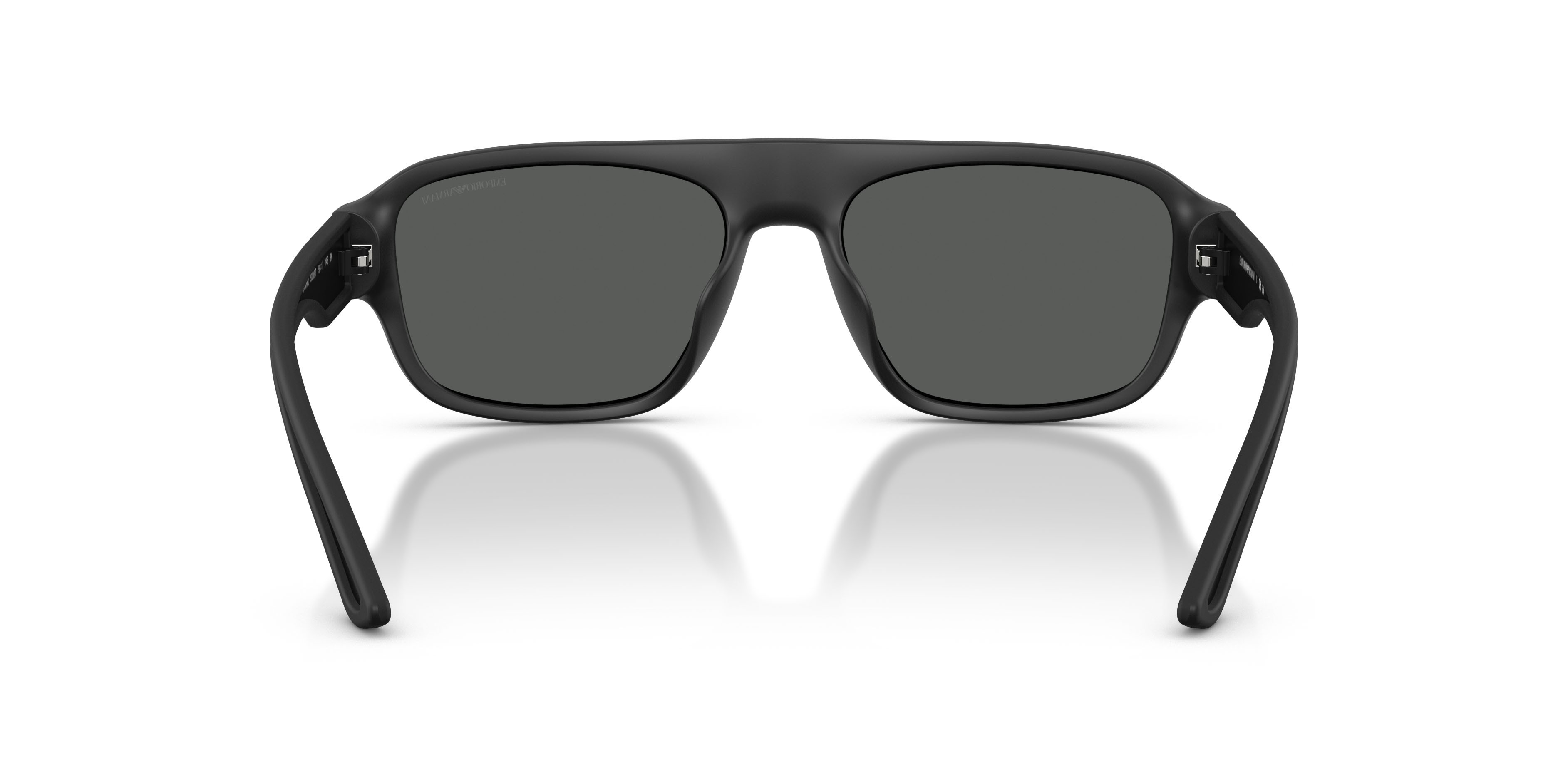 Occhiali da sole Emporio Armani EA 4266U (500187) colore nero opaco gommato forma irregolare lenti grigio scuro