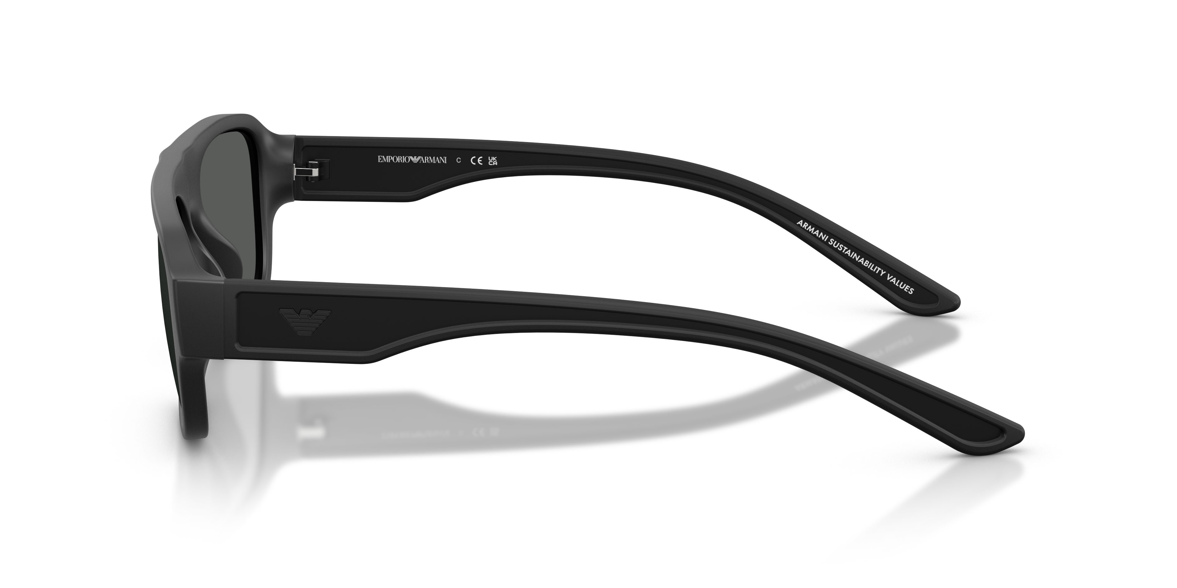 Occhiali da sole Emporio Armani EA 4266U (500187) colore nero opaco gommato forma irregolare lenti grigio scuro