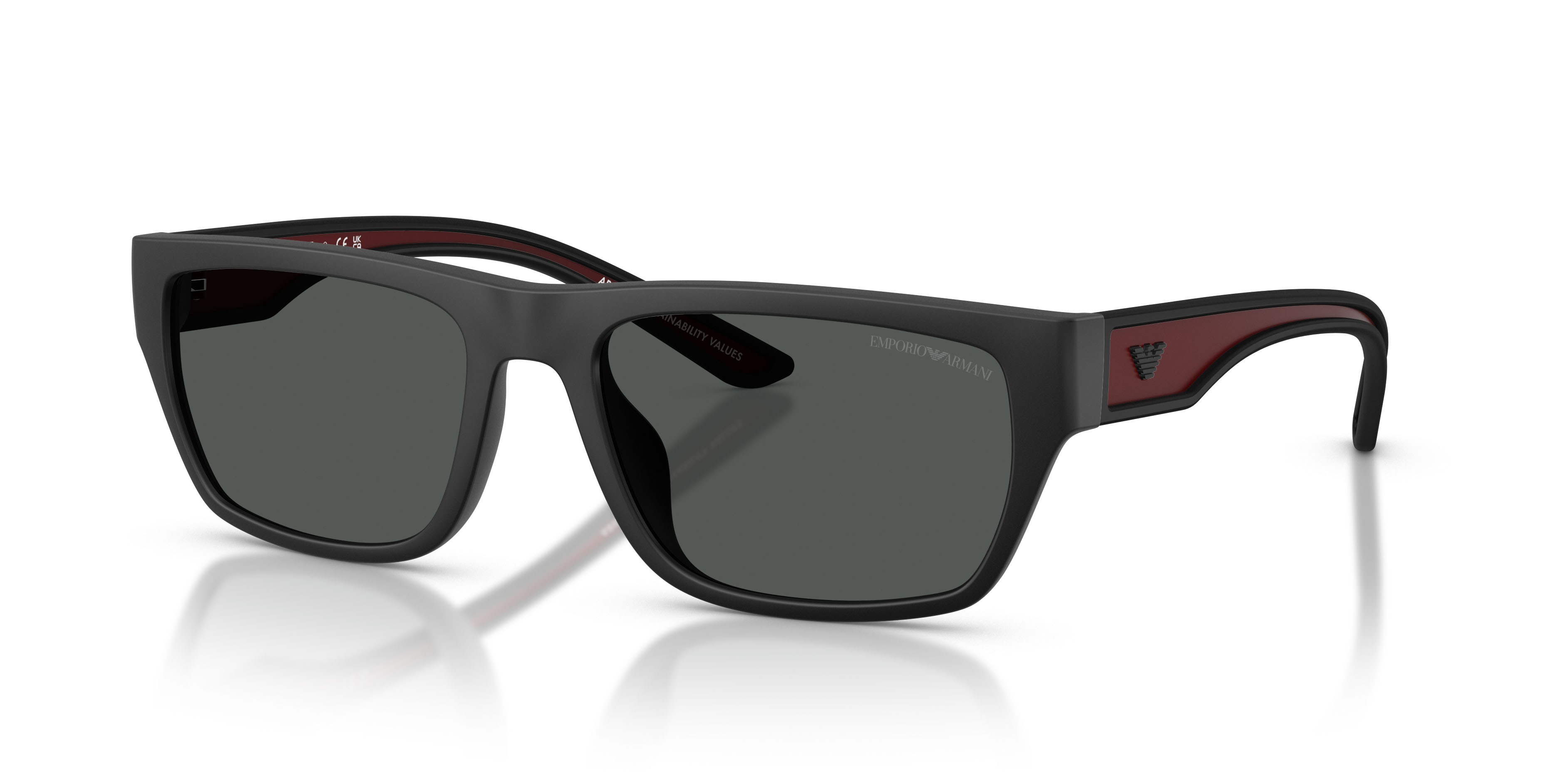 Occhiali da sole Emporio Armani EA 4267U (500987) colore nero opaco gommato forma quadrato lenti grigio scuro