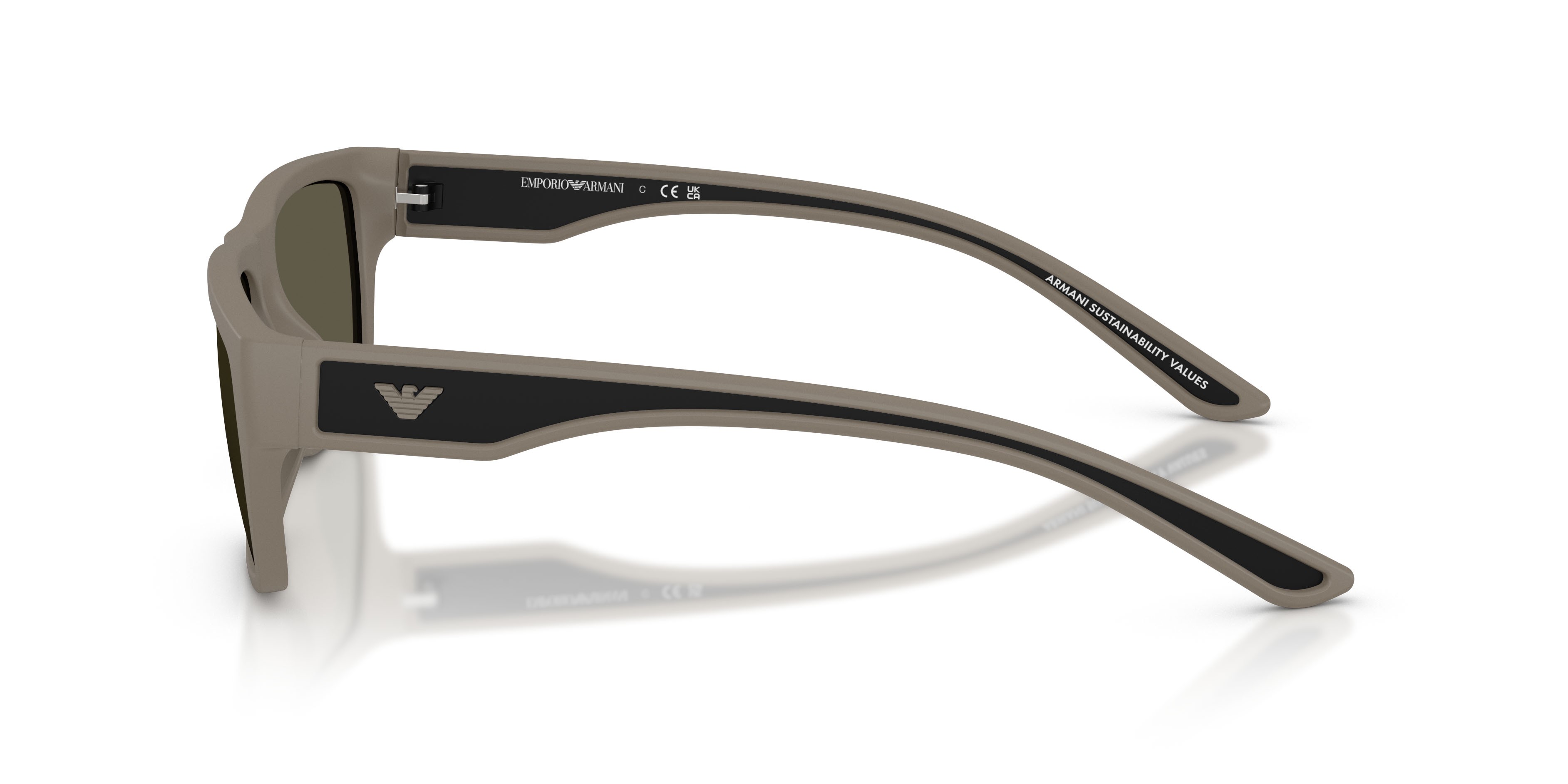 Occhiali da sole Emporio Armani EA 4267U (636187) colore marrone chiaro opaco gommato forma quadrato lenti grigio scuro