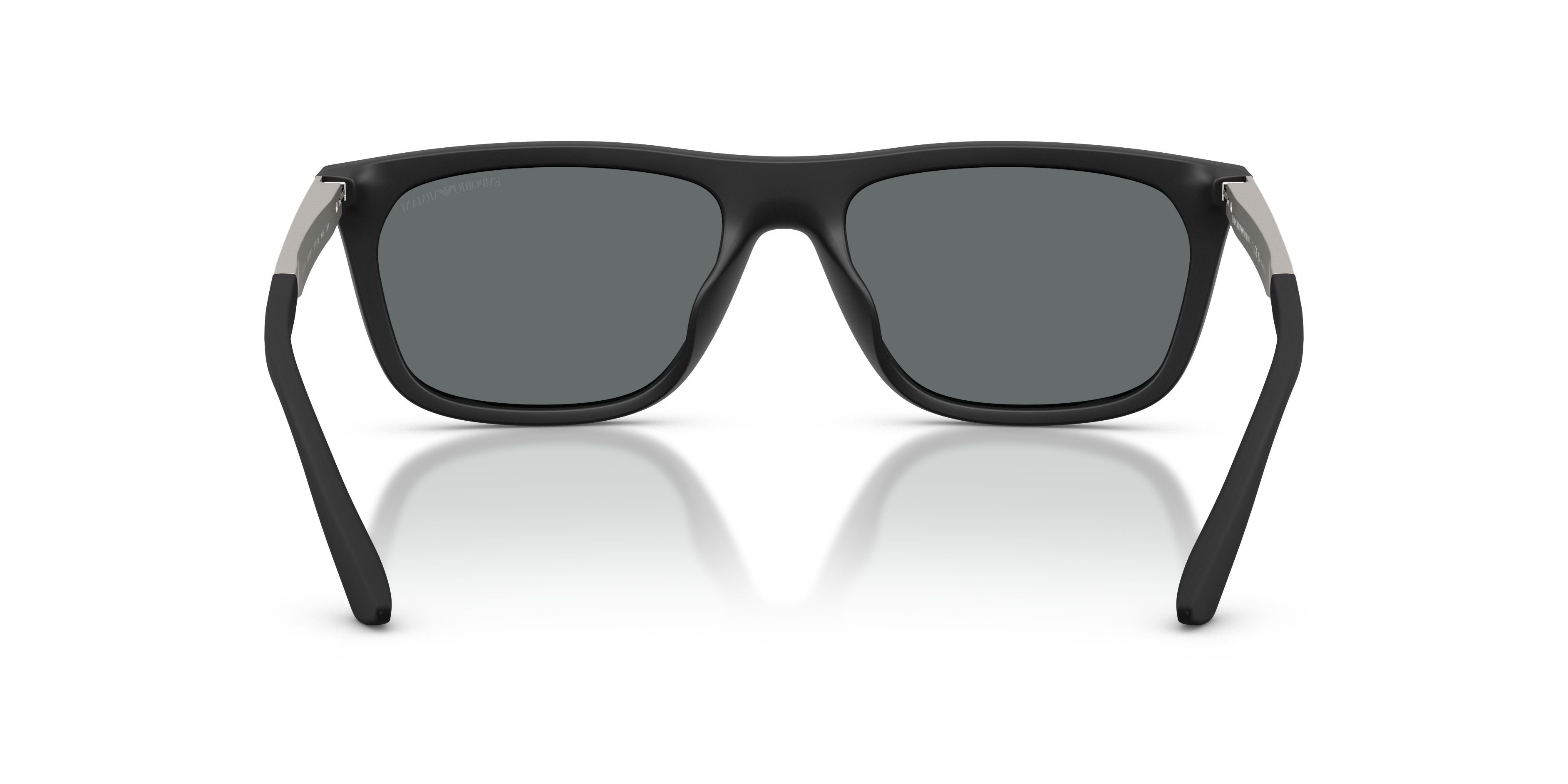 Occhiali da sole Emporio Armani EA 4272U (500181) colore nero opaco forma quadrato lenti polar grigio scuro