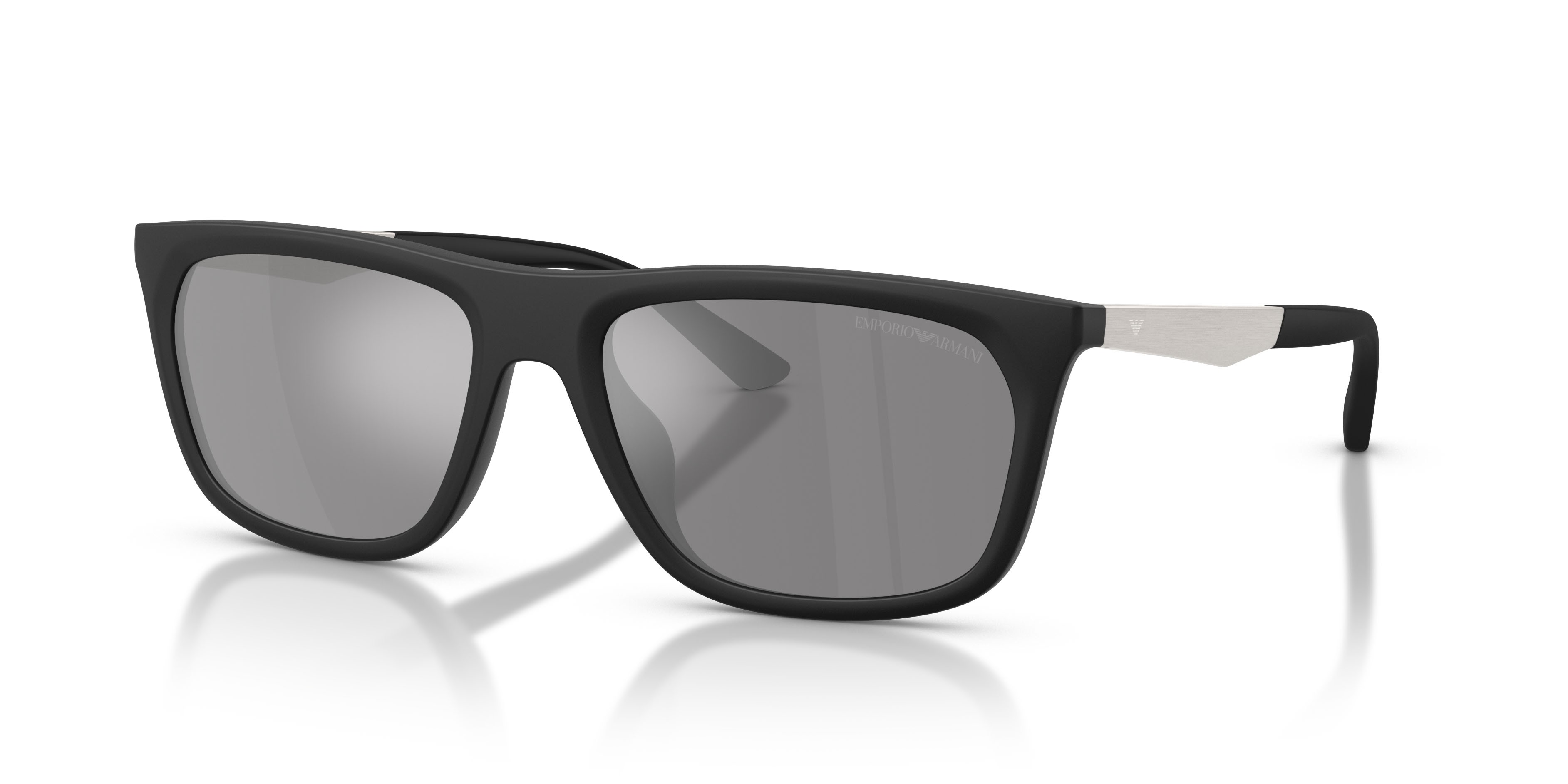 Occhiali da sole Emporio Armani EA 4272U (63726G) colore nero opaco forma quadrato lenti grigio scuro specchiato argento