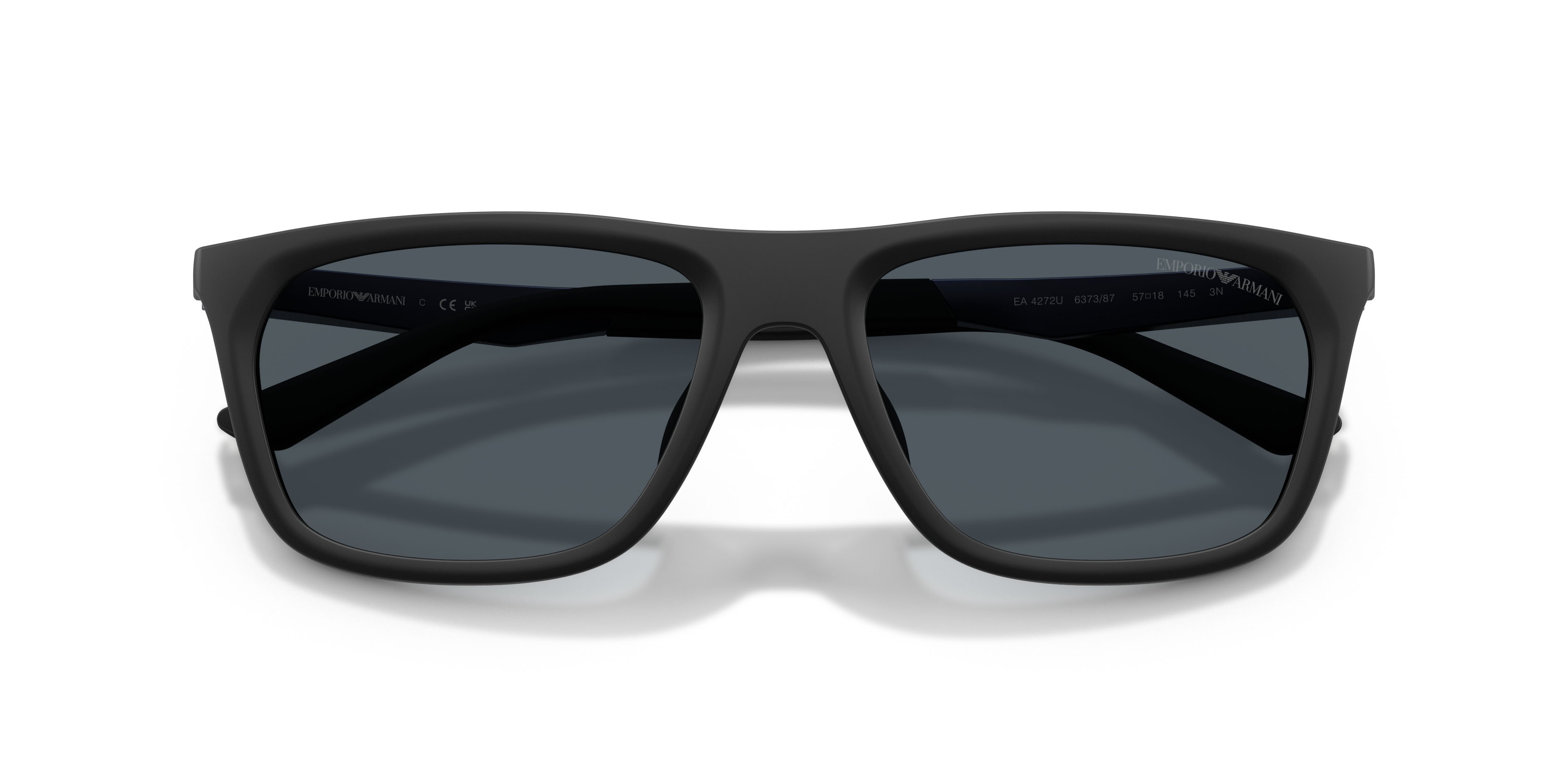 Occhiali da sole Emporio Armani EA 4272U (637387) colore nero opaco forma quadrato lenti grigio scuro