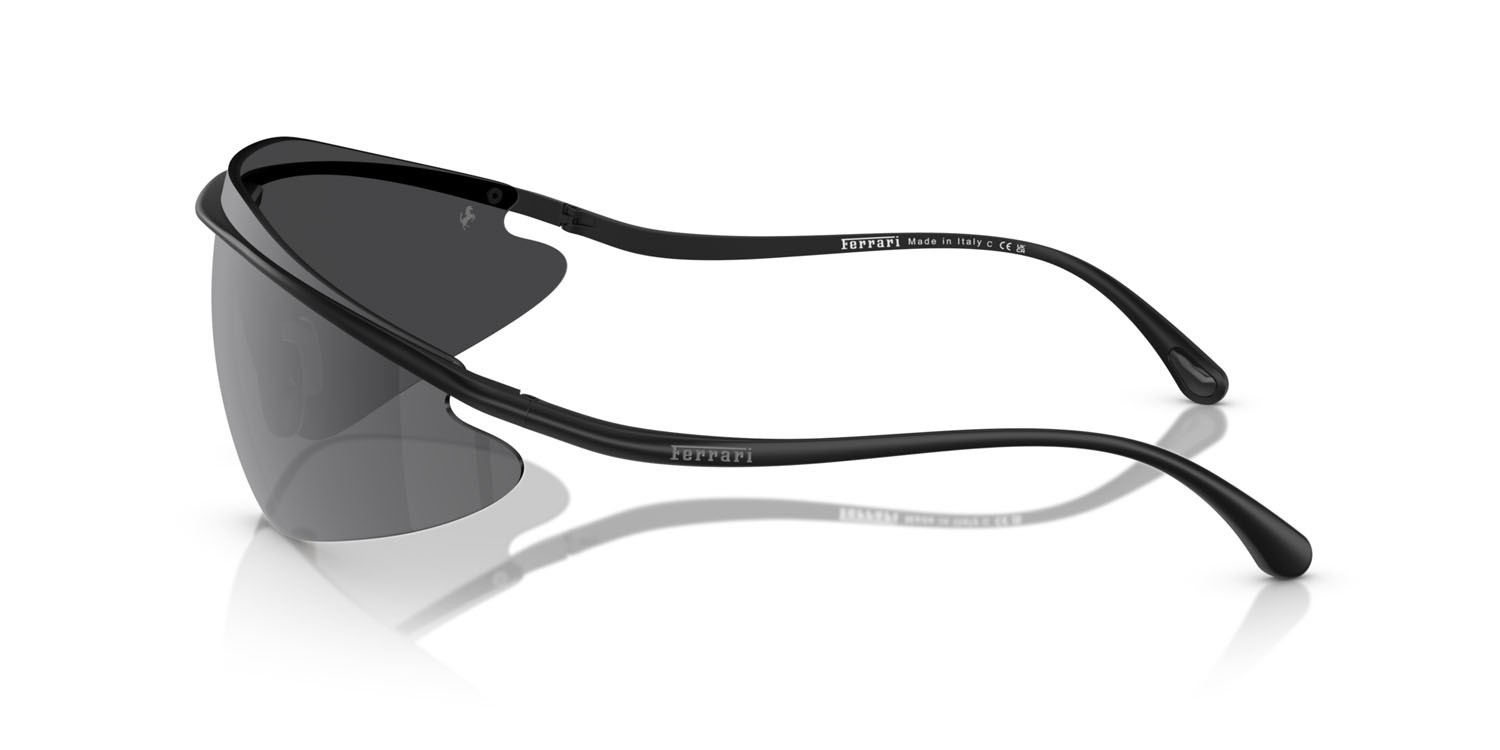 Occhiali da sole Ferrari FH 1015 (101/6G) colore nero opaco forma irregolare lenti argento a specchio