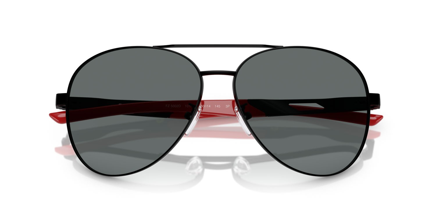 Occhiali da sole Ferrari Scuderia FZ 5002D (101/81) colore nero opaco forma aviator lenti polar grigio scuro
