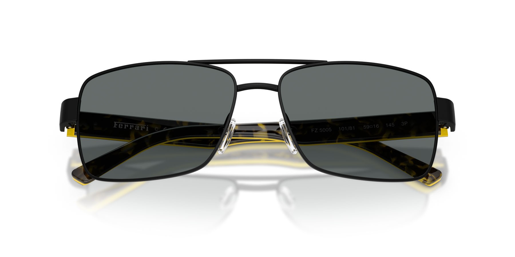 Occhiali da sole Ferrari Scuderia FZ 5005 (101/81) colore nero opaco forma rettangolare lenti polar grigio scuro
