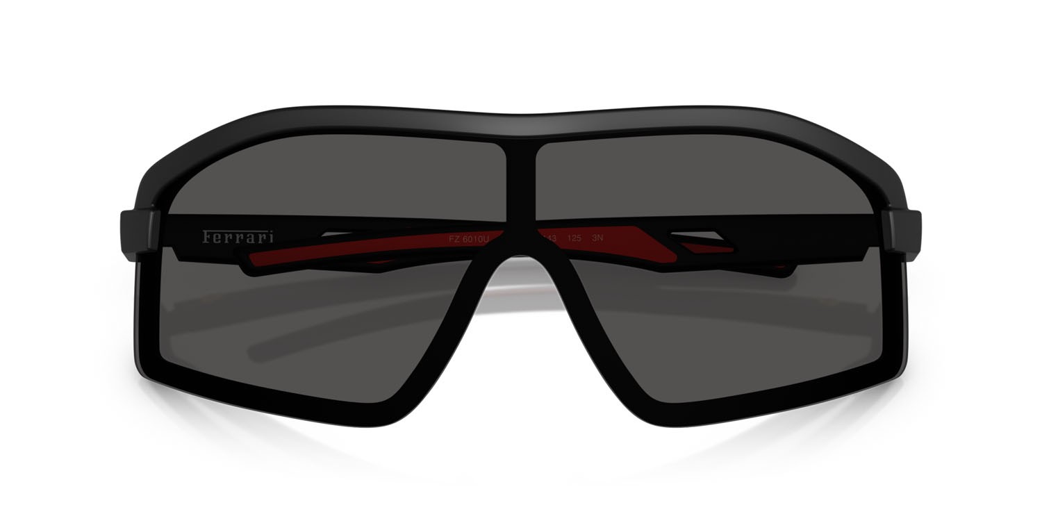 Occhiali da sole Ferrari Scuderia FZ 6010U (504/87) colore nero opaco forma irregolare lenti grigio