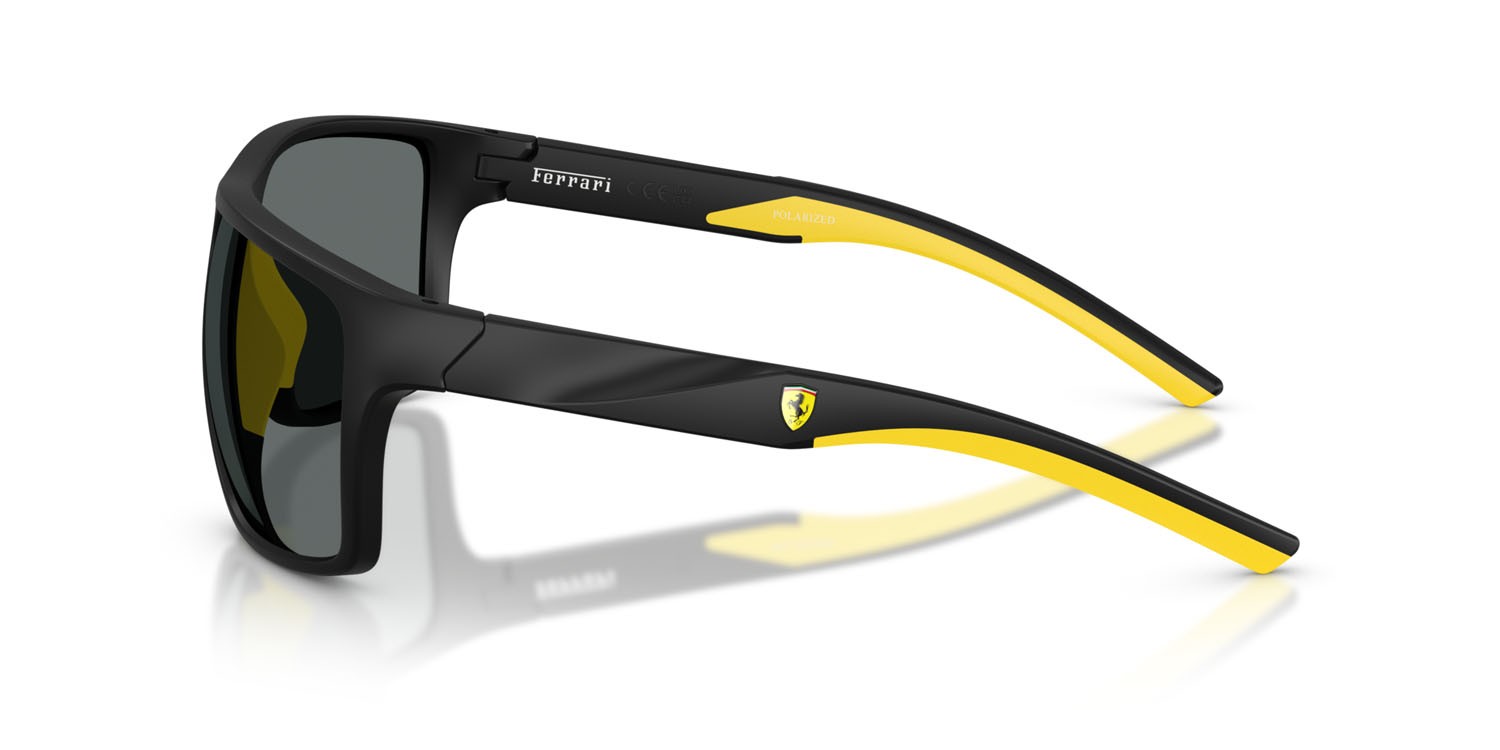 Occhiali da sole Ferrari Scuderia FZ 6015U (504/81) colore nero opaco forma quadrato lenti polar grigio scuro