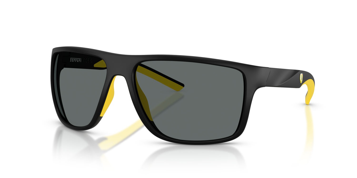Occhiali da sole Ferrari Scuderia FZ 6015U (504/81) colore nero opaco forma quadrato lenti polar grigio scuro