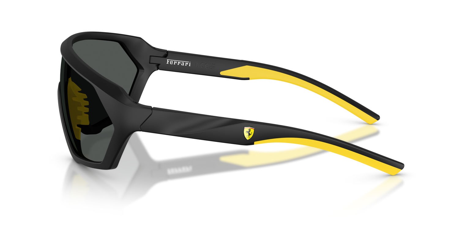 Occhiali da sole Ferrari Scuderia FZ 6017U (504/87) colore nero opaco forma quadrato lenti grigio